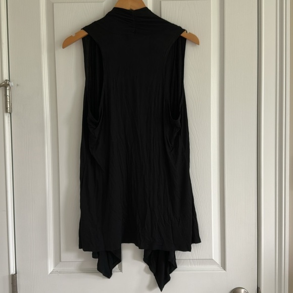 JKLA Black Sleeveless Sweater NWT - Picture 2 of 5